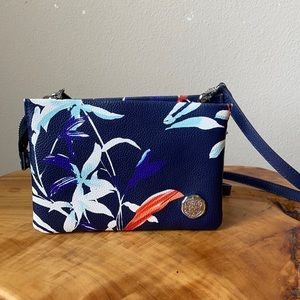 Vince Camuto floral purse with detachable strap